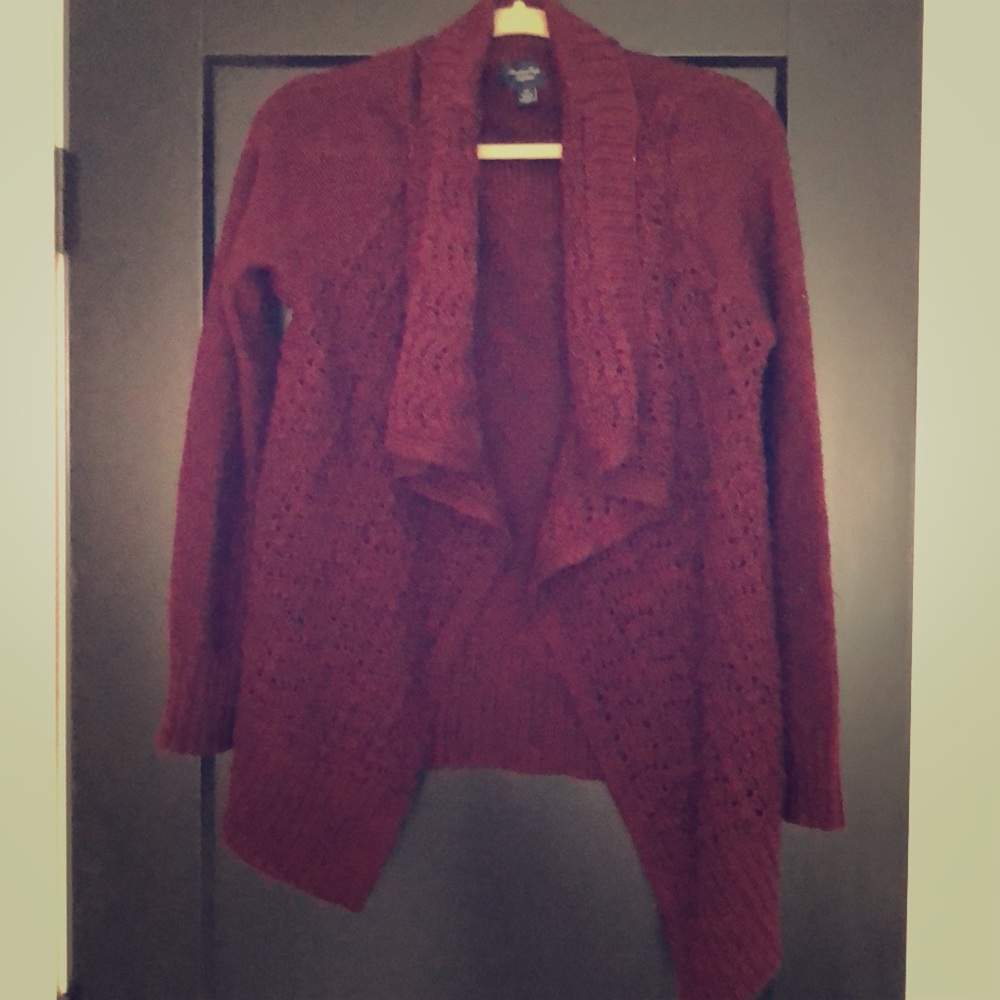 American eagle outfitters cranberry cardi